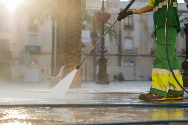 Spring Cleaning in East Richmond Heights, CA